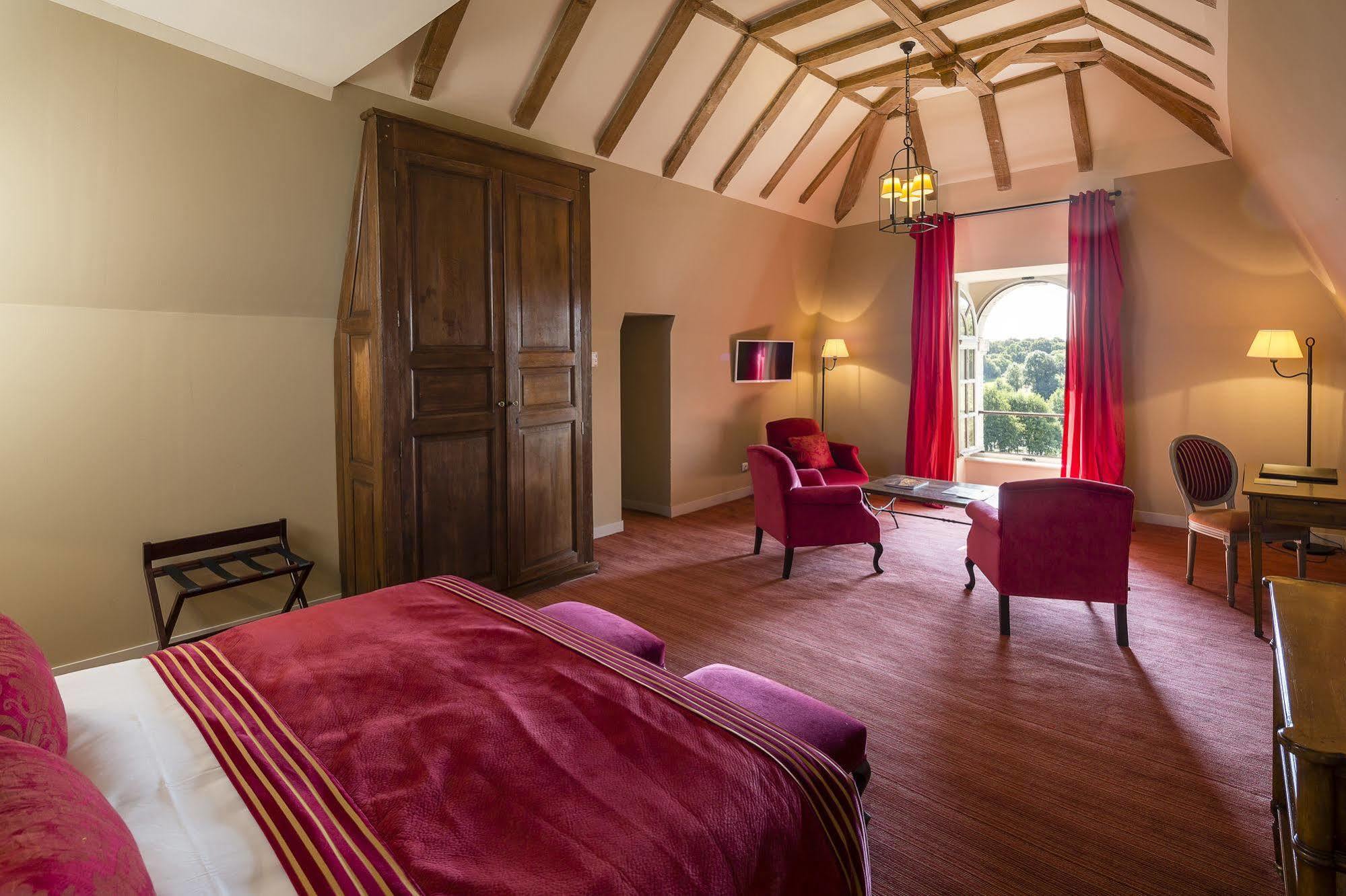 Chateau D'Augerville Golf & Spa Resort Buitenkant foto